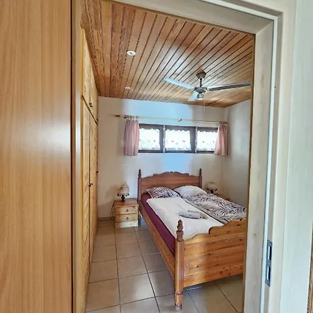 Maison Le Guetali شقة