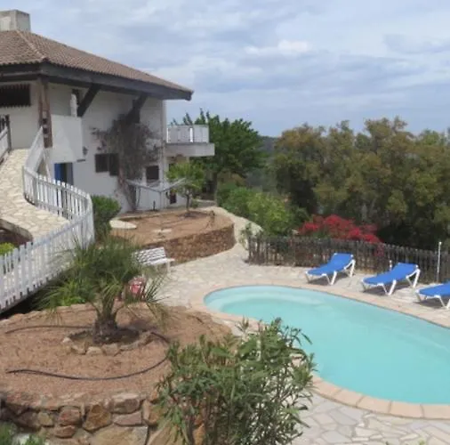 Maison Le Guetali Apartment *